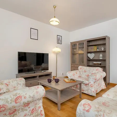 Ludwinowska Cozy With Parking By Renters Apartamento